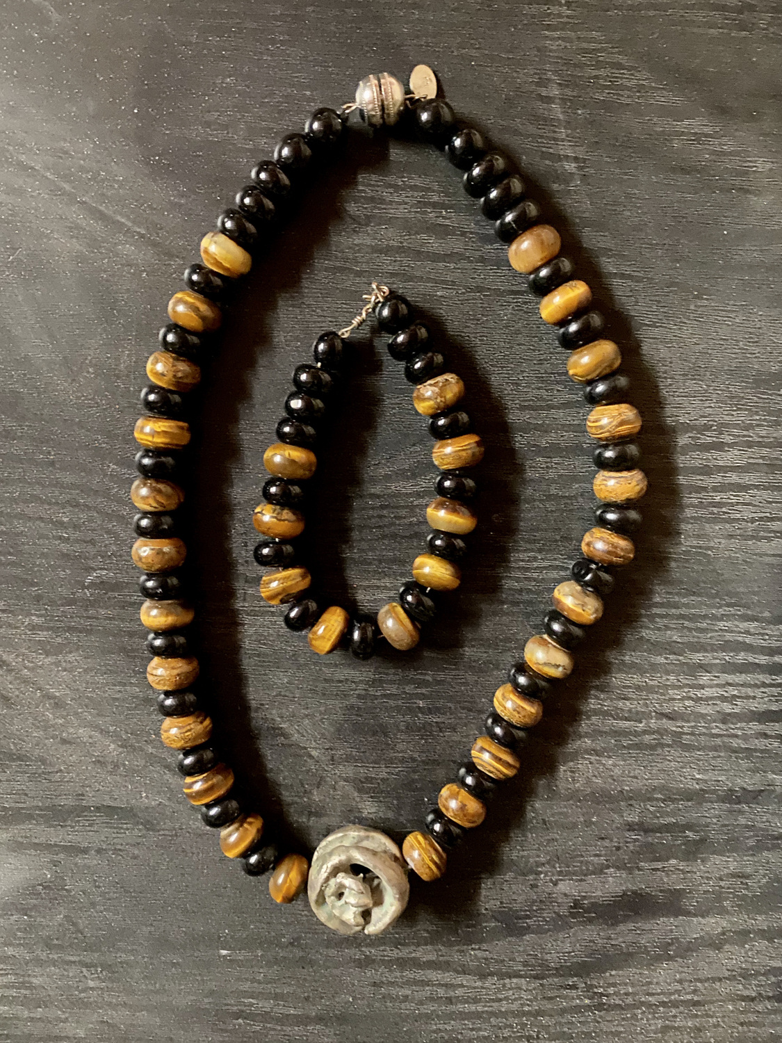 Item 146 - Guttin, Black beads with tigers eye necklace and bracelet
